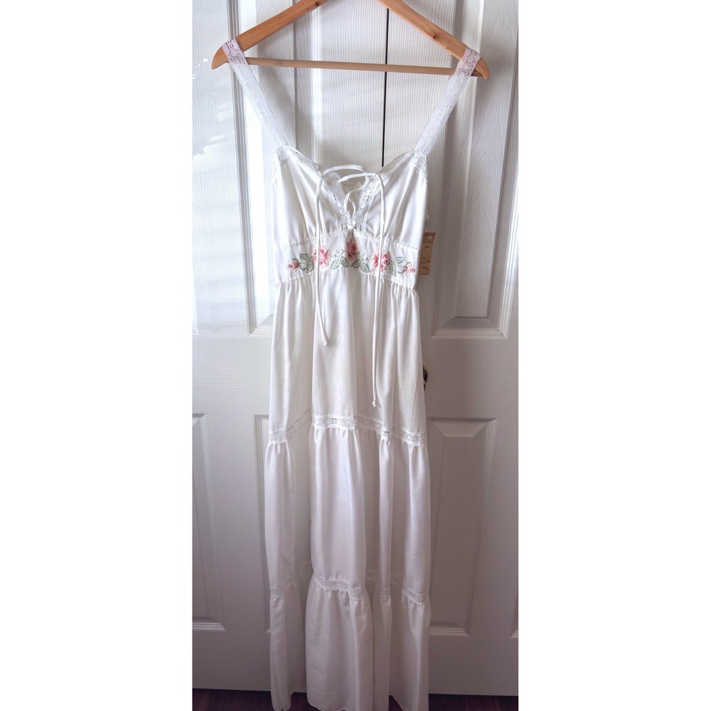 DEADSTOCK! VTG 1970's Gilead White Embroidered Tiered Maxi Slip Dress M